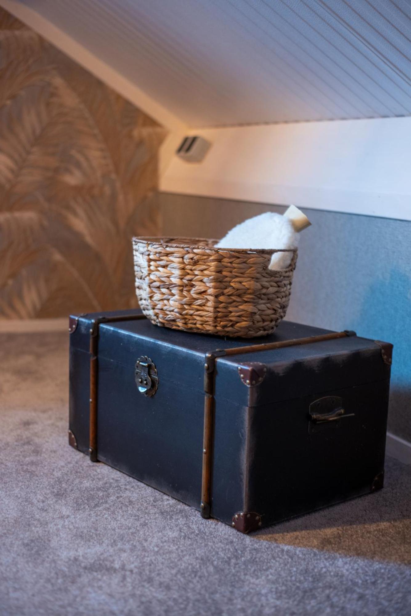 Sfeervol Appartement Het Knooppunt Nuis エクステリア 写真