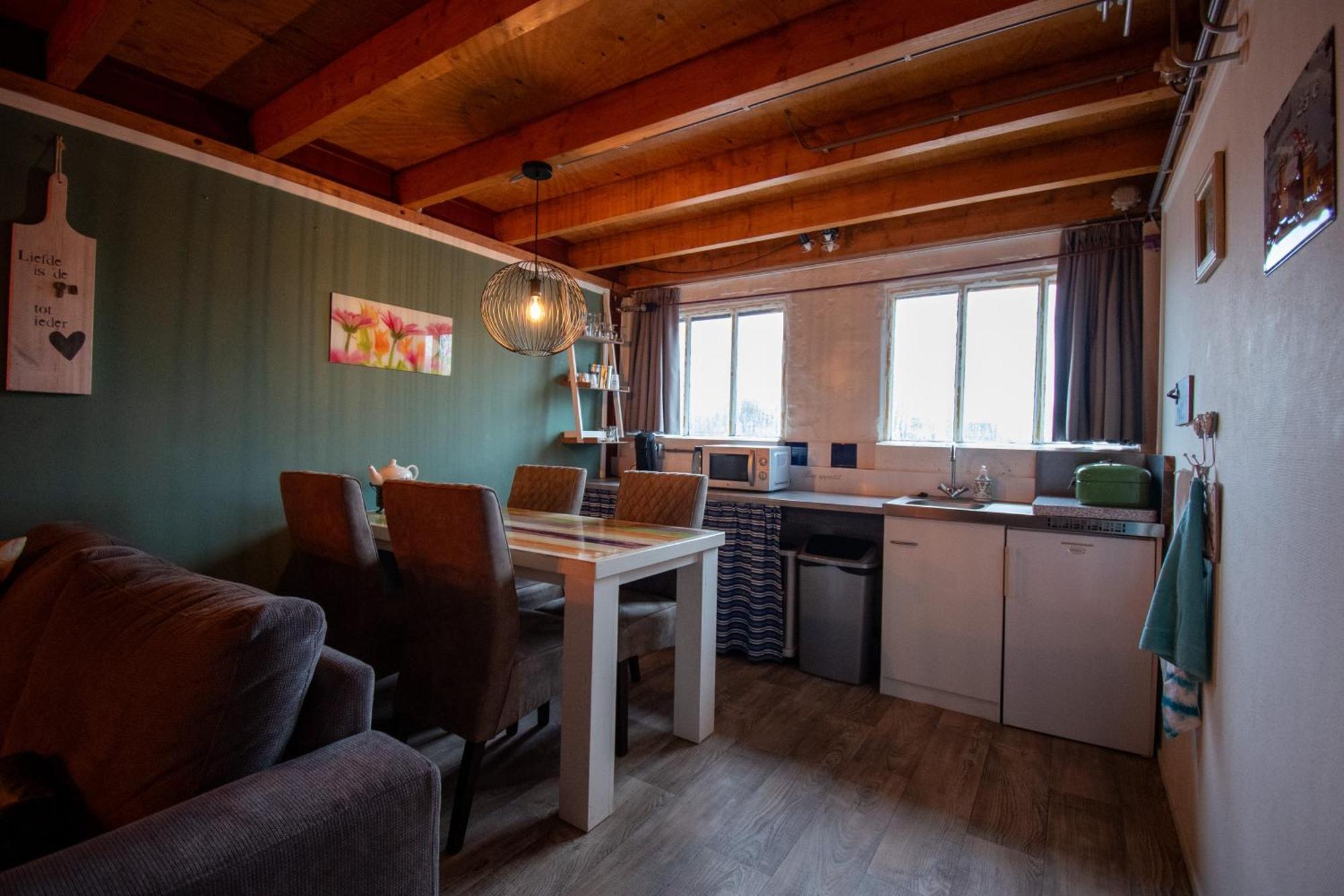 Sfeervol Appartement Het Knooppunt Nuis エクステリア 写真